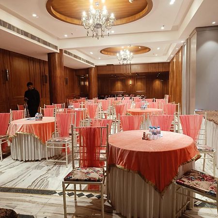 Hotel City Heart Premium Chandigarh Exterior photo